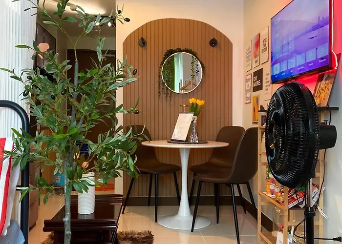 Nook In Metro, Located At Pasay * Manila